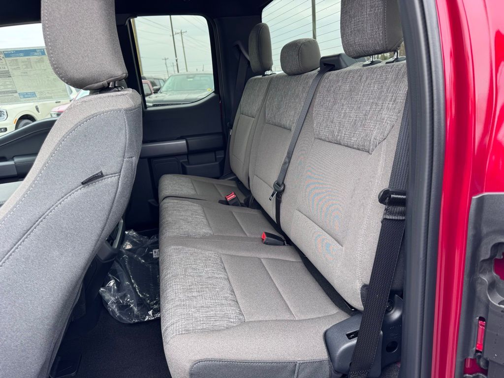 FordF-15028