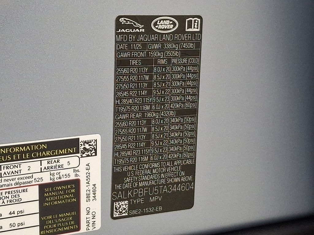 Thumbnail: 2026 Land Rover Range Rover - 22