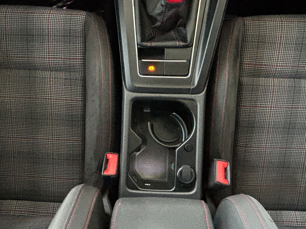 Thumbnail: 2022 Volkswagen Golf - 19