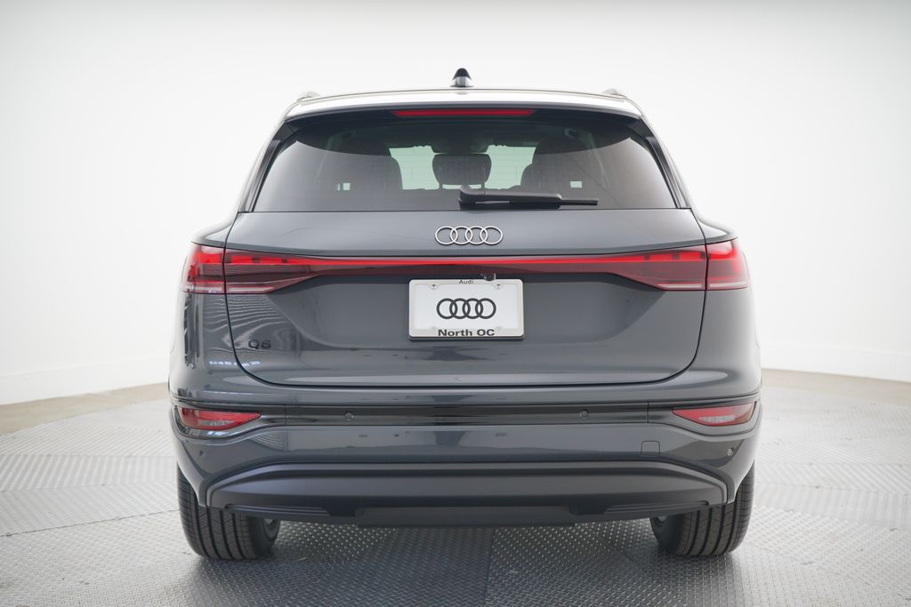 2025 Audi Q6 e-tron Premium 4