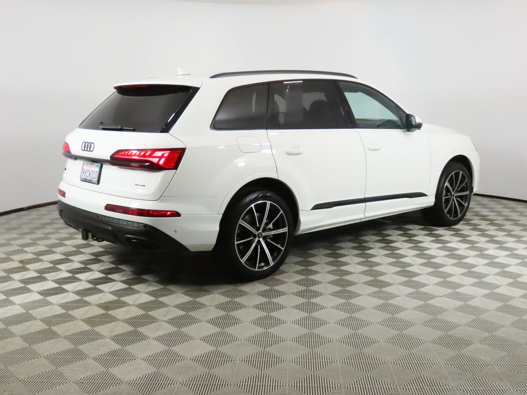 Thumbnail: 2025 Audi Q7 - 5