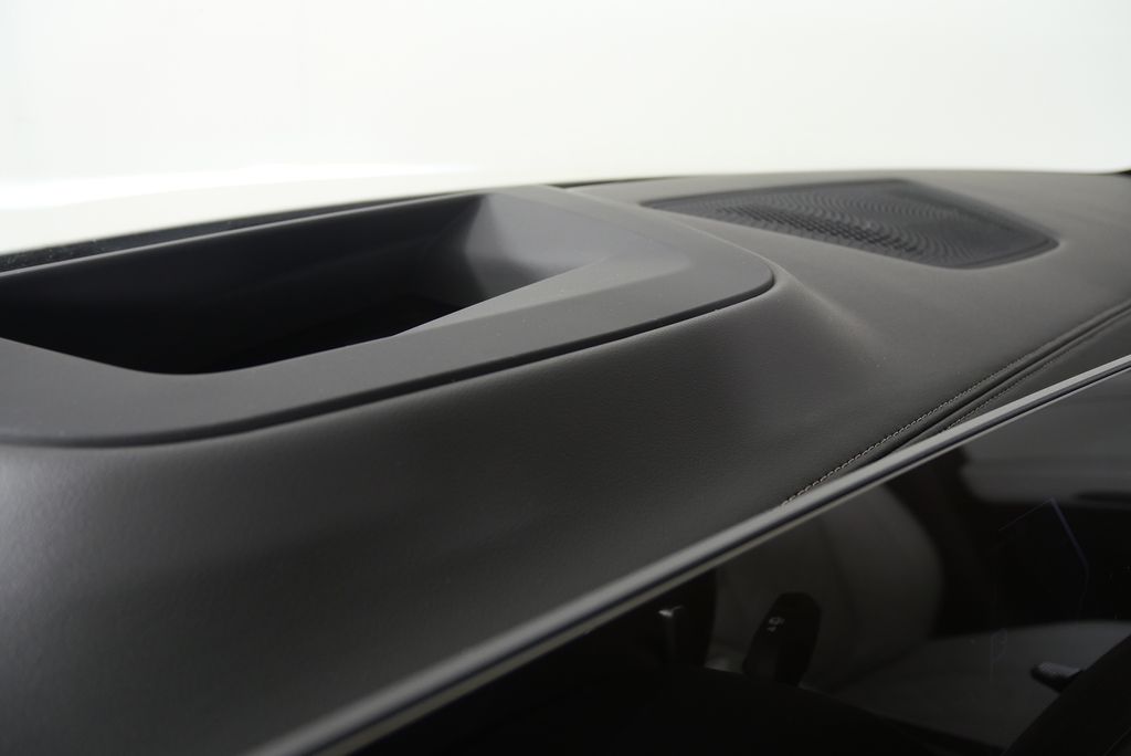 Thumbnail: 2026 BMW X5 - 16