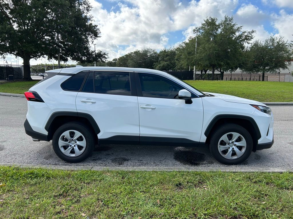 Thumbnail: 2024 Toyota RAV4 - 6