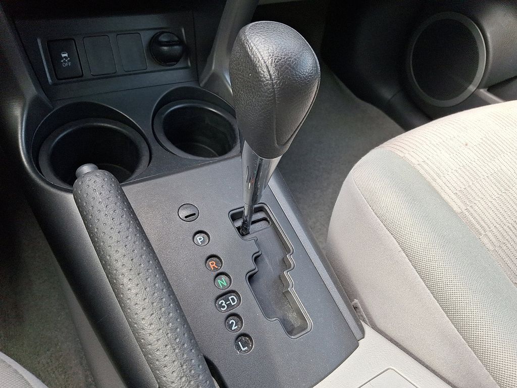 2010 Toyota RAV4 Base 14