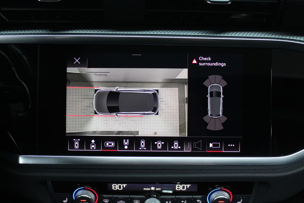 Thumbnail: 2022 Audi Q3 - 21