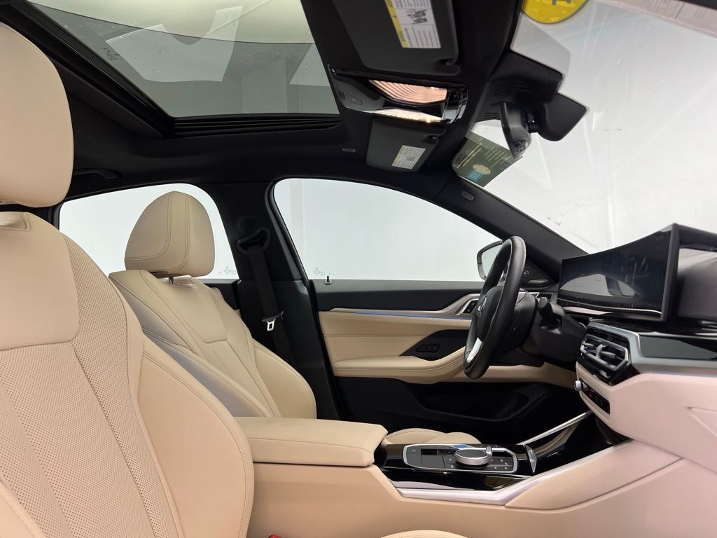 2024 BMW i4 eDrive35 7