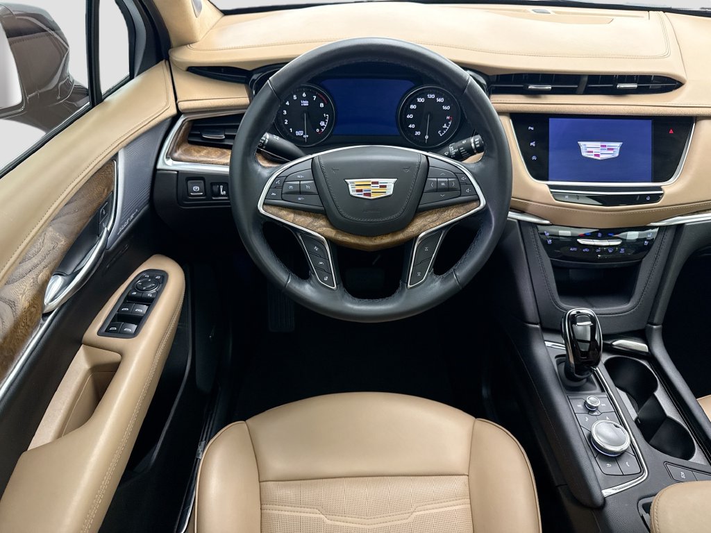 Thumbnail: 2024 Cadillac XT5 - 10