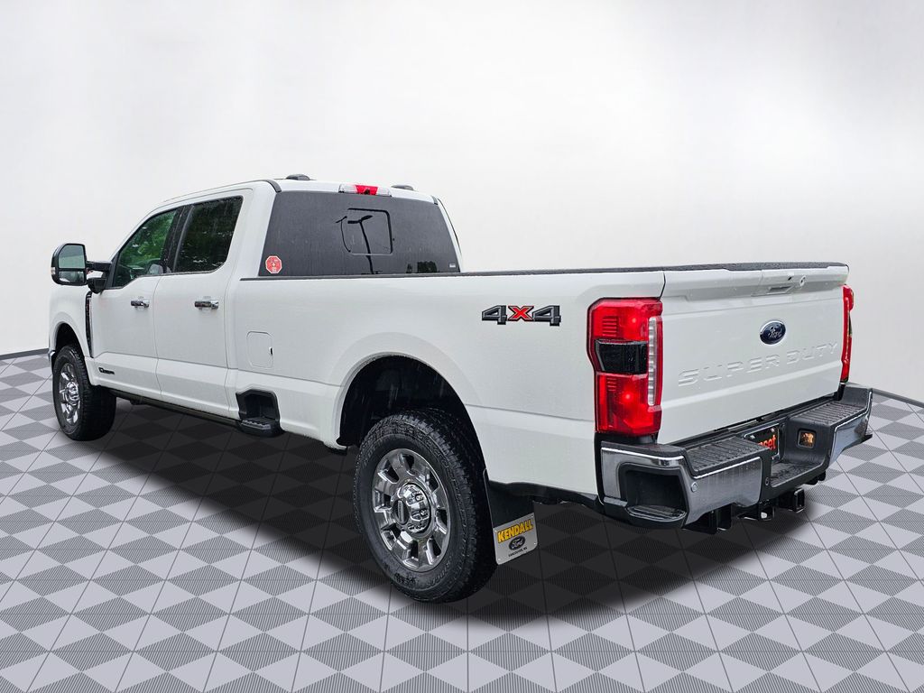 New 2025 White Ford Lariat image 6