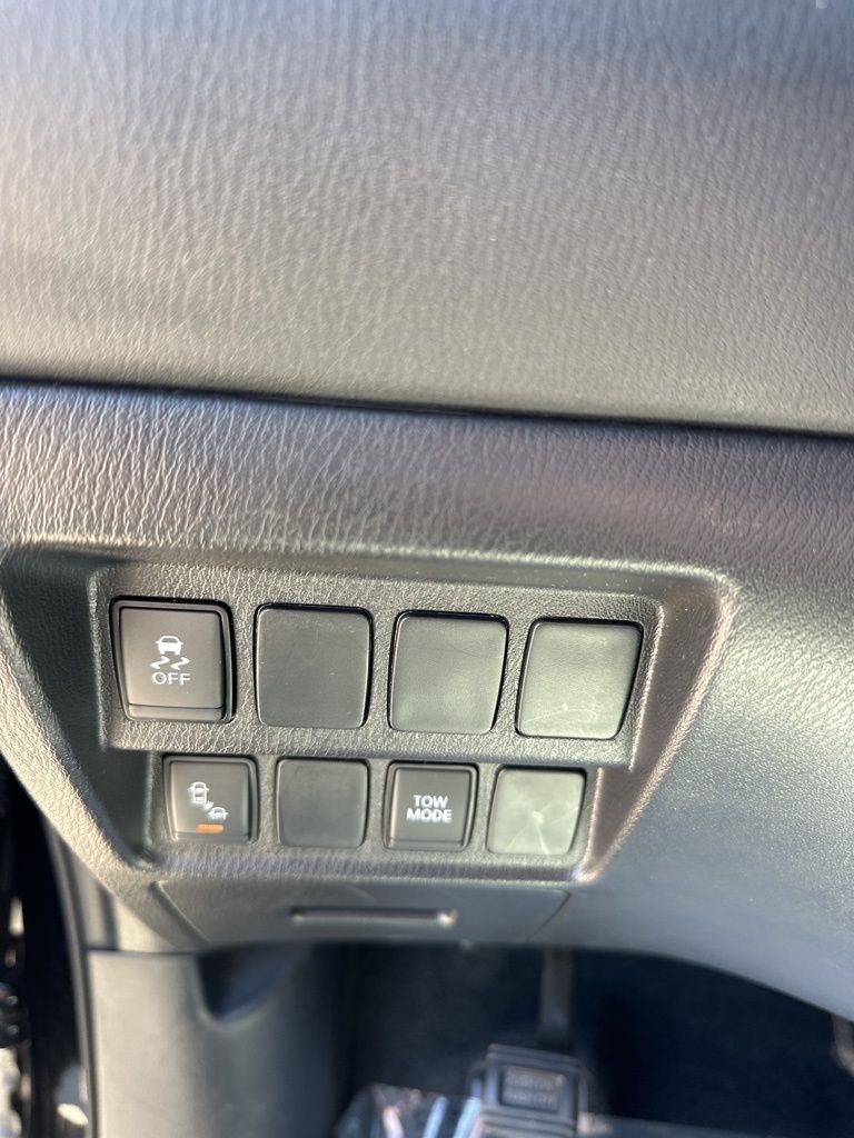 2020 Magnetic Black Pearl Nissan Pathfinder SV FWD SUV