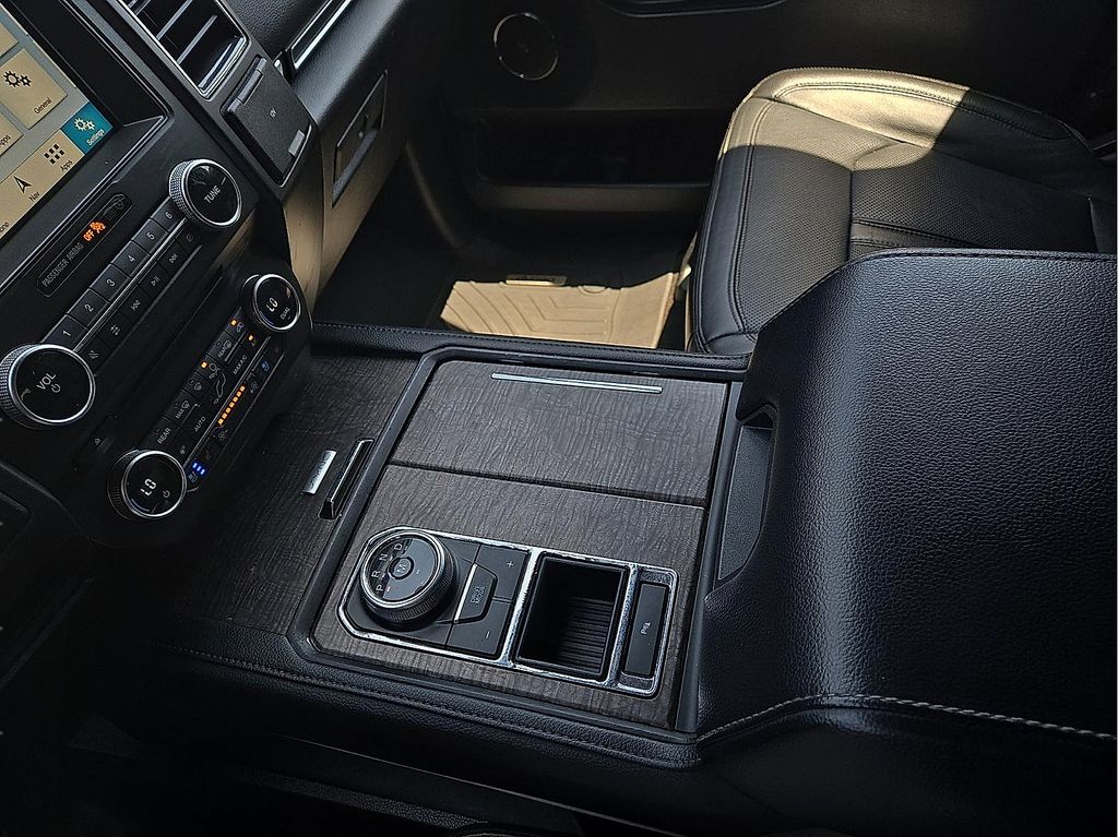 Used 2018 Ford Expedition Limited For Sale in Farmington, AR