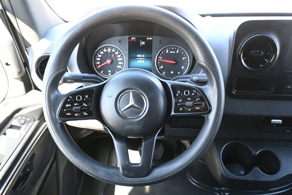 Thumbnail: 2023 Mercedes-Benz Sprinter - 7