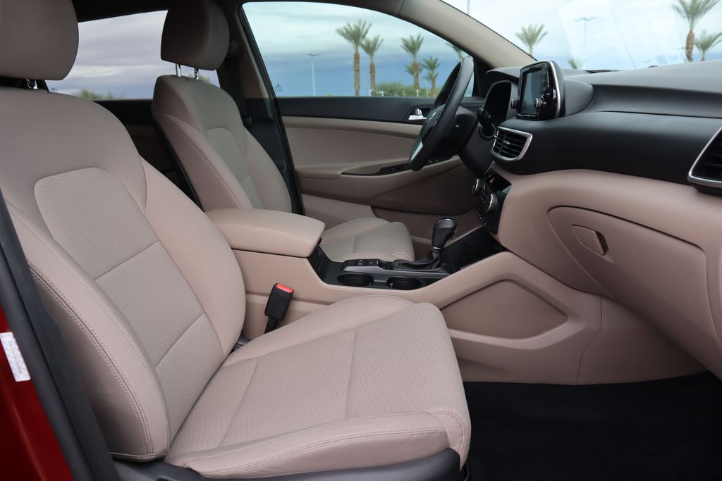 Thumbnail: 2019 Hyundai Tucson - 19