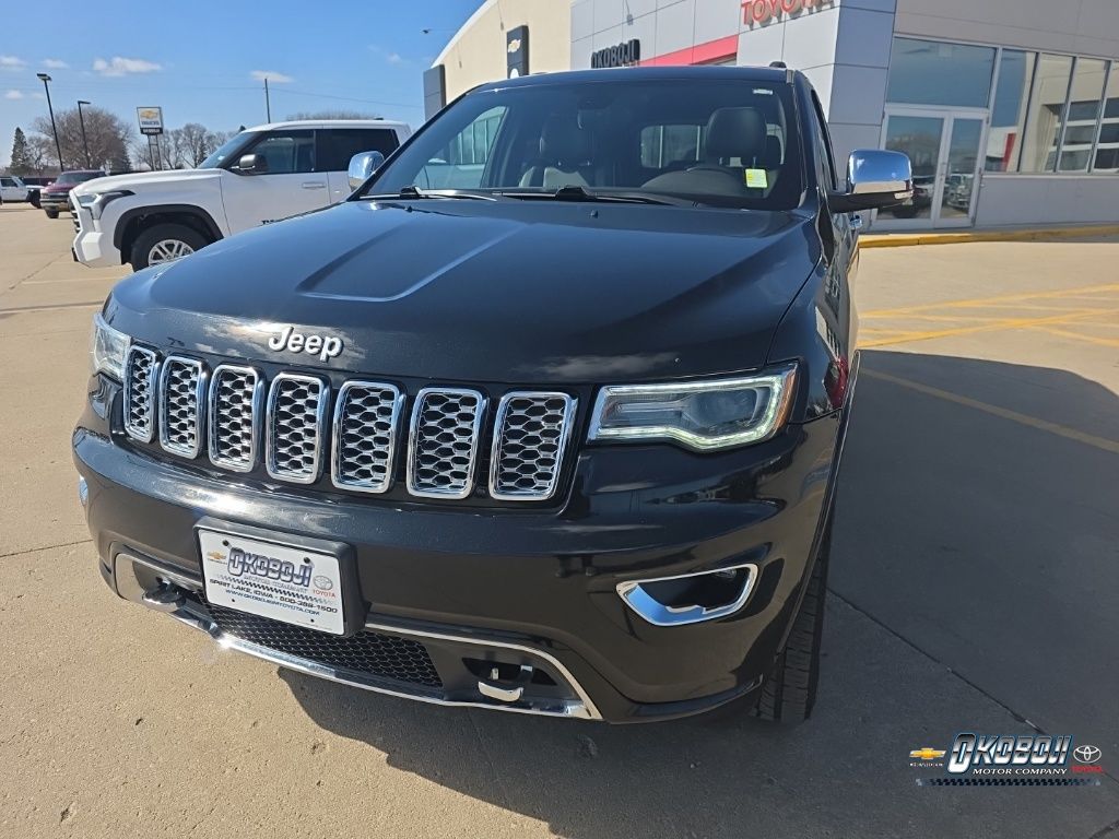 Diamond Black Crystal Pearlcoat 2018 Jeep Grand Cherokee Overland 4WD SUV / Crossover Four-Wheel Drive 8-Speed Automatic