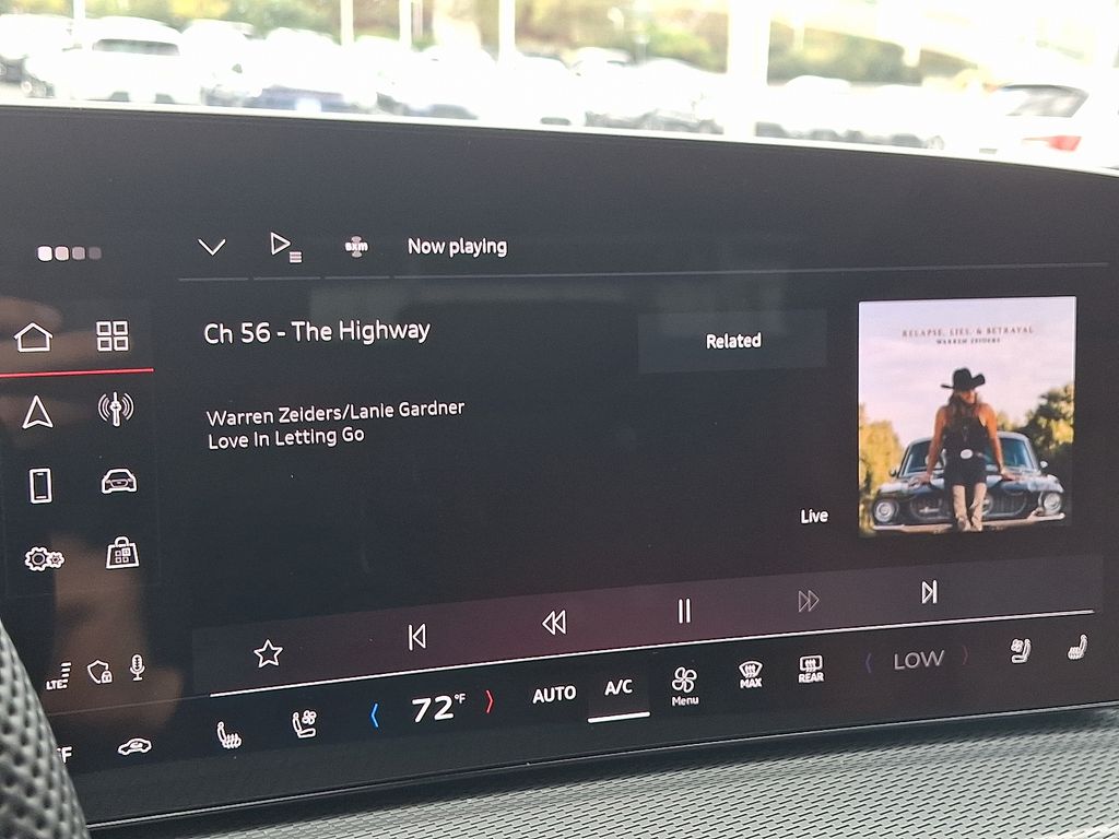 Thumbnail: 2025 Audi SQ5 - 16