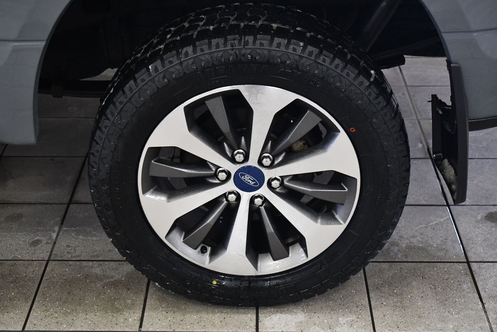 Thumbnail: 2019 Ford F-150 - 7