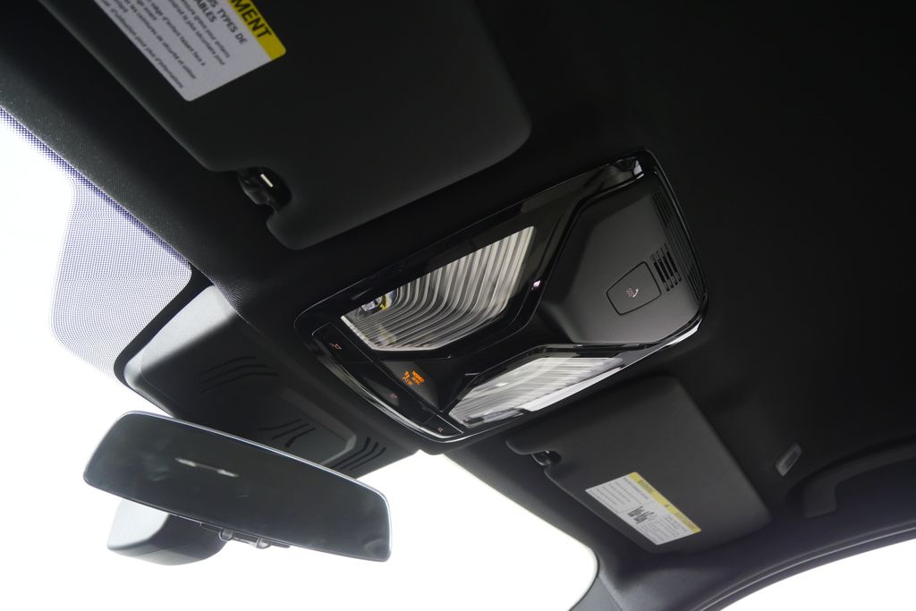 Thumbnail: 2026 BMW M3 - 23