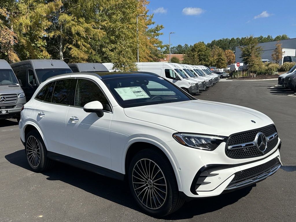 2025 Mercedes-Benz GLC GLC 300 2