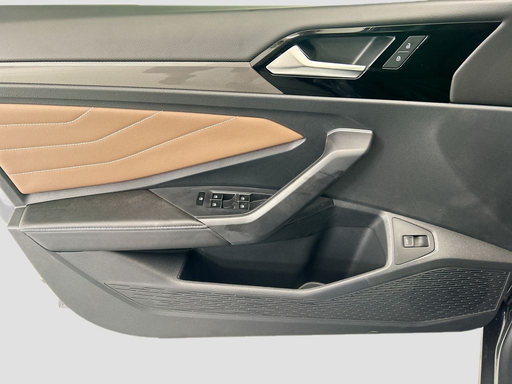Thumbnail: 2026 Volkswagen Jetta - 23