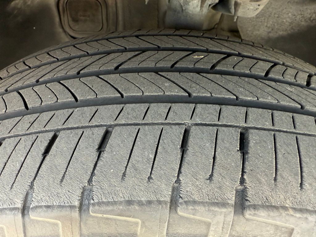 Thumbnail: 2022 Kia Telluride - 9