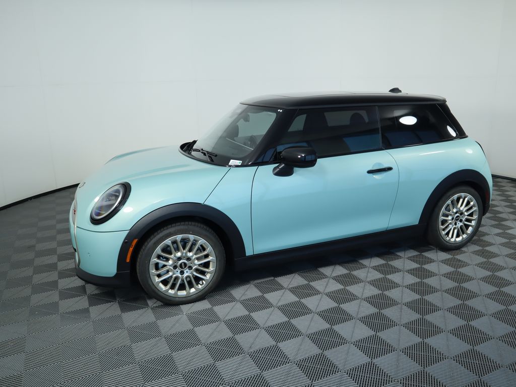 2025 MINI Cooper S 8