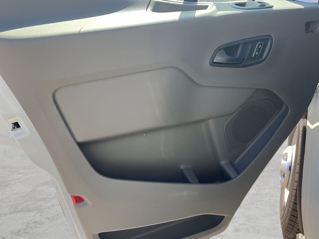 2025 Ford Transit-350