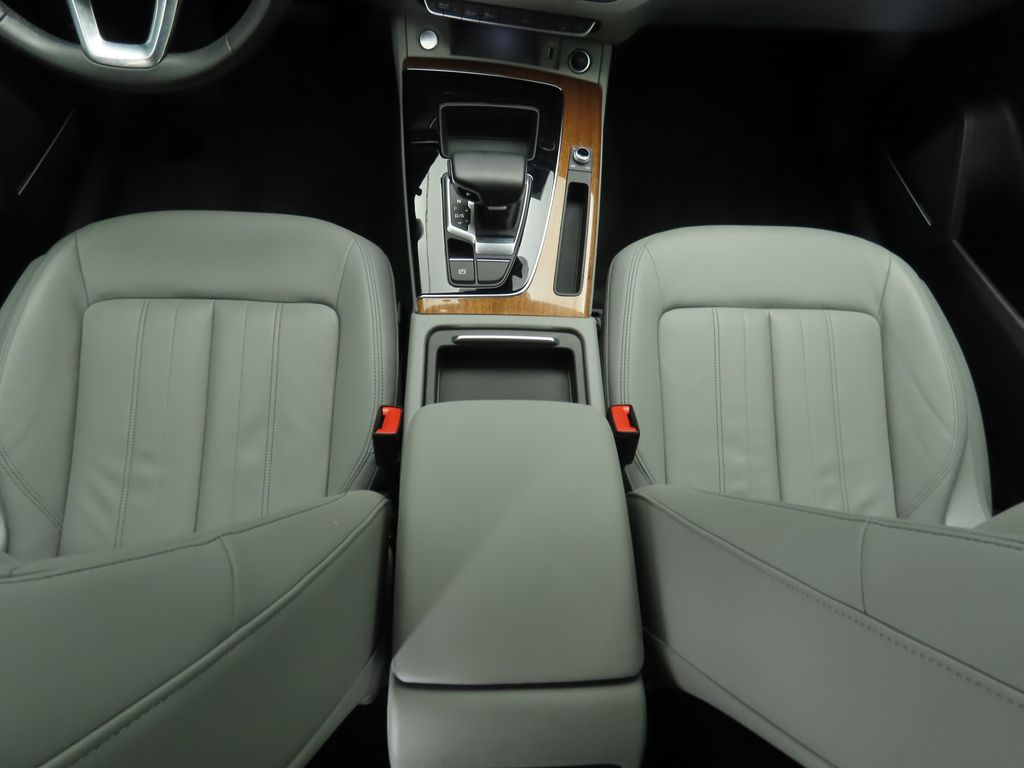 2022 Audi Q5 e Premium 16