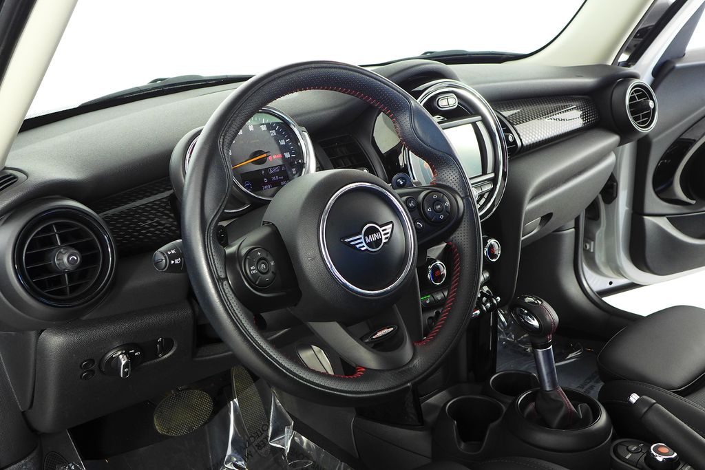 Thumbnail: 2019 MINI Cooper - 31