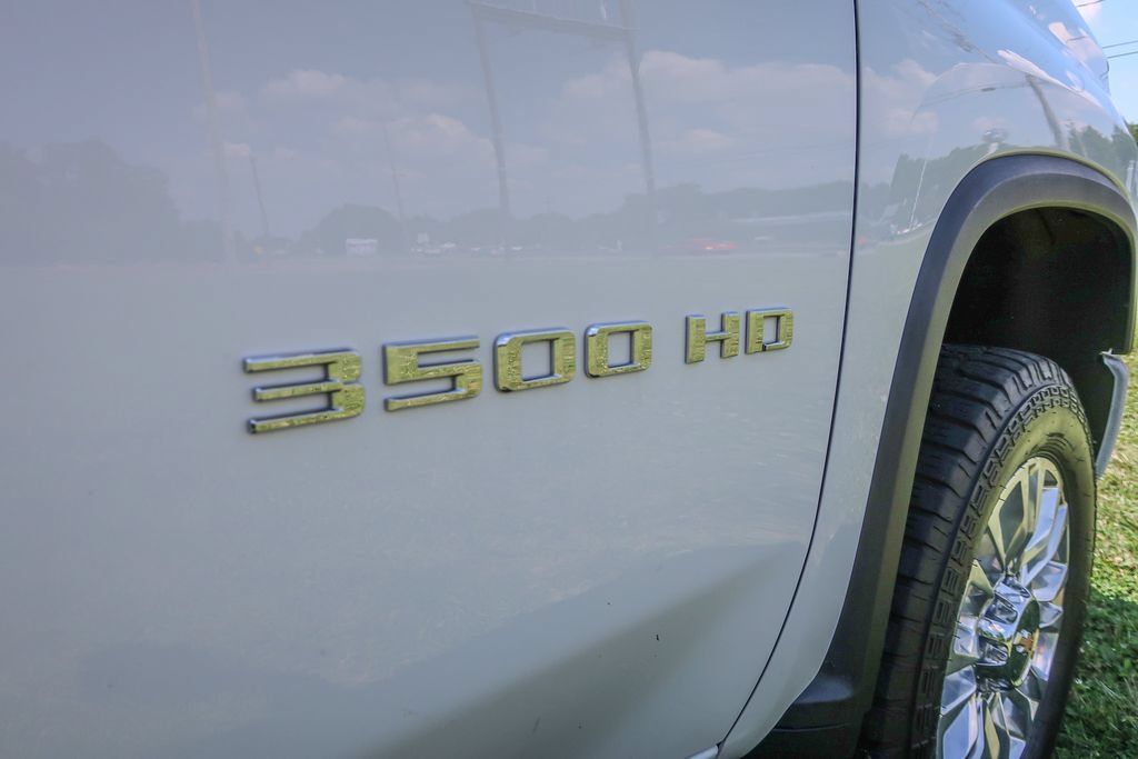 2022 Chevrolet Silverado 3500HD High Country