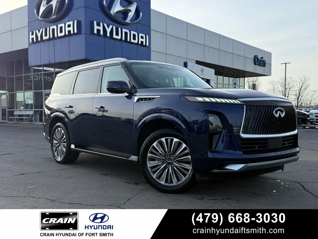 2025 INFINITI QX80 Sensory 4WD