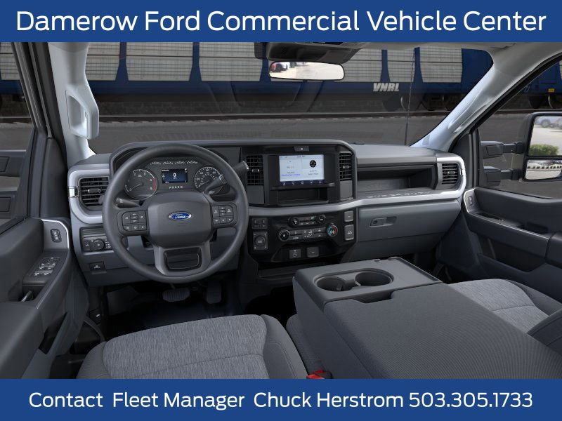 2025 Ford F-350SD  photo