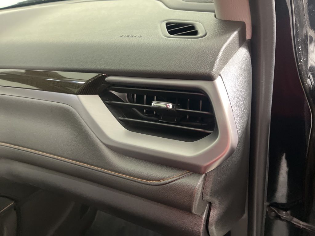 Thumbnail: 2022 GMC Acadia - 22