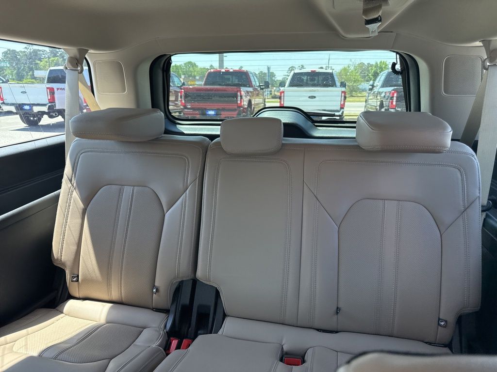 2024 Ford Expedition Limited MAX