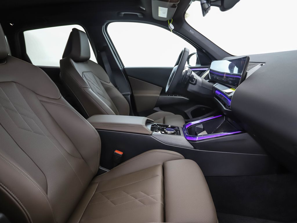 Thumbnail: 2025 BMW X3 - 31