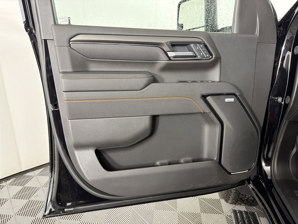 new 2026 GMC Sierra 2500HD car, priced at $83,840