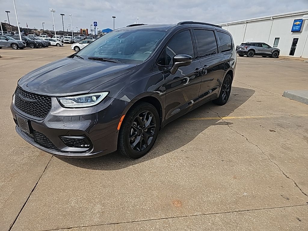 2021 Chrysler Pacifica Limited AWD