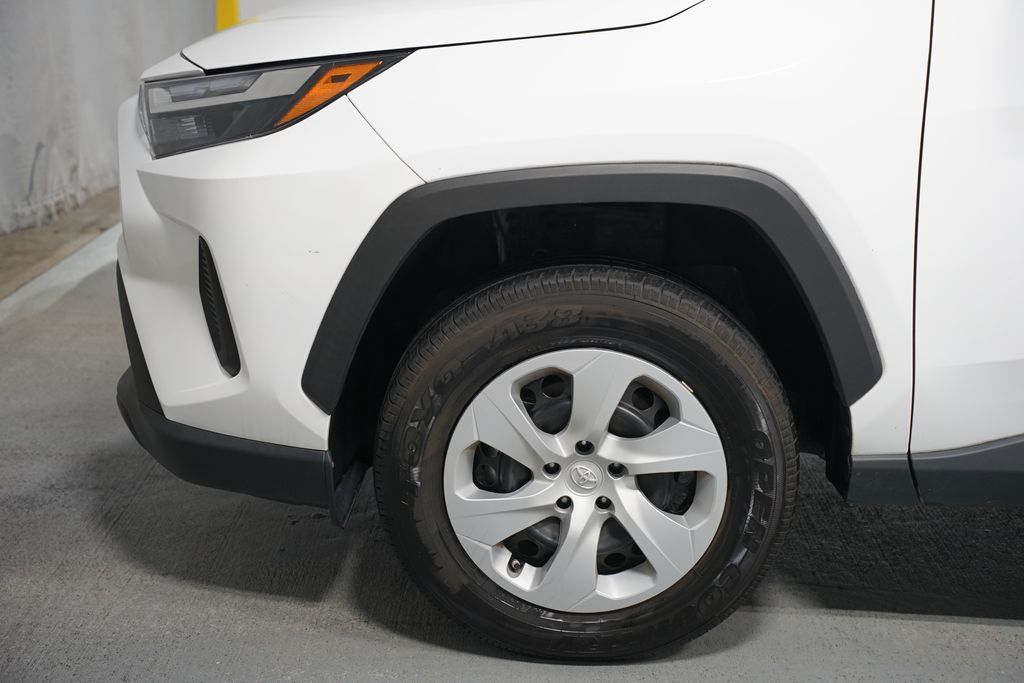 Thumbnail: 2024 Toyota RAV4 - 5