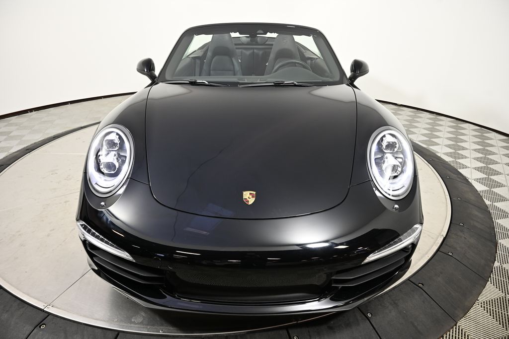 2016 Porsche 911 Carrera 16