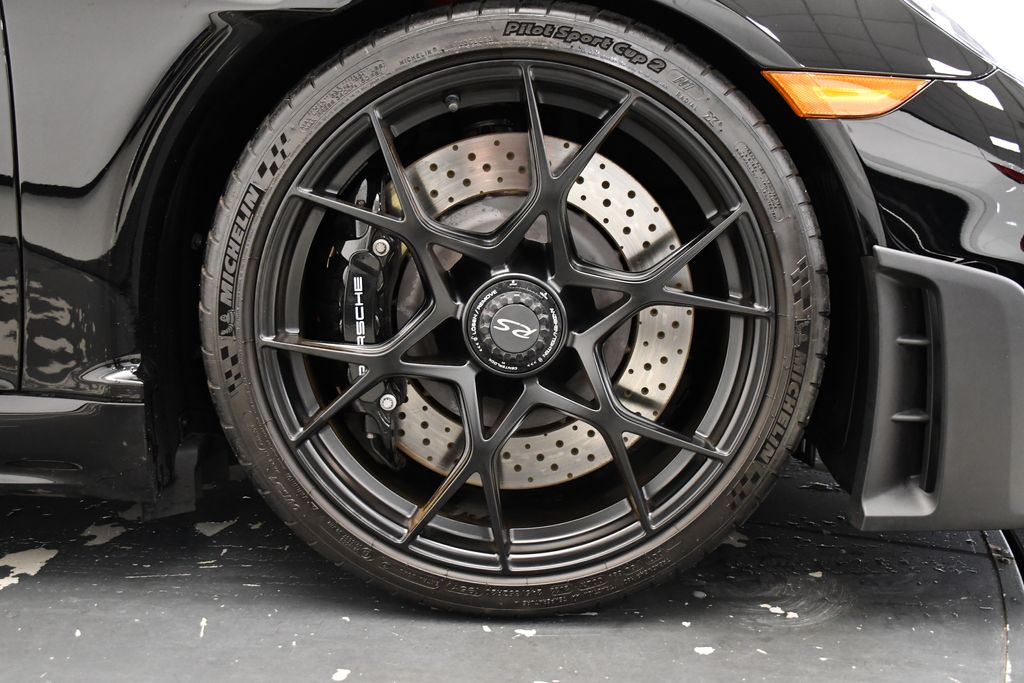 2023 Porsche 718 Cayman GT4 RS 19