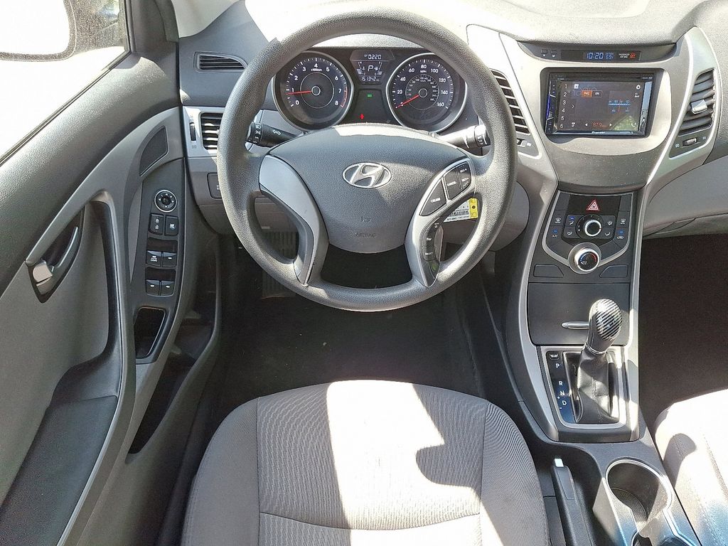 Thumbnail: 2015 Hyundai Elantra - 11