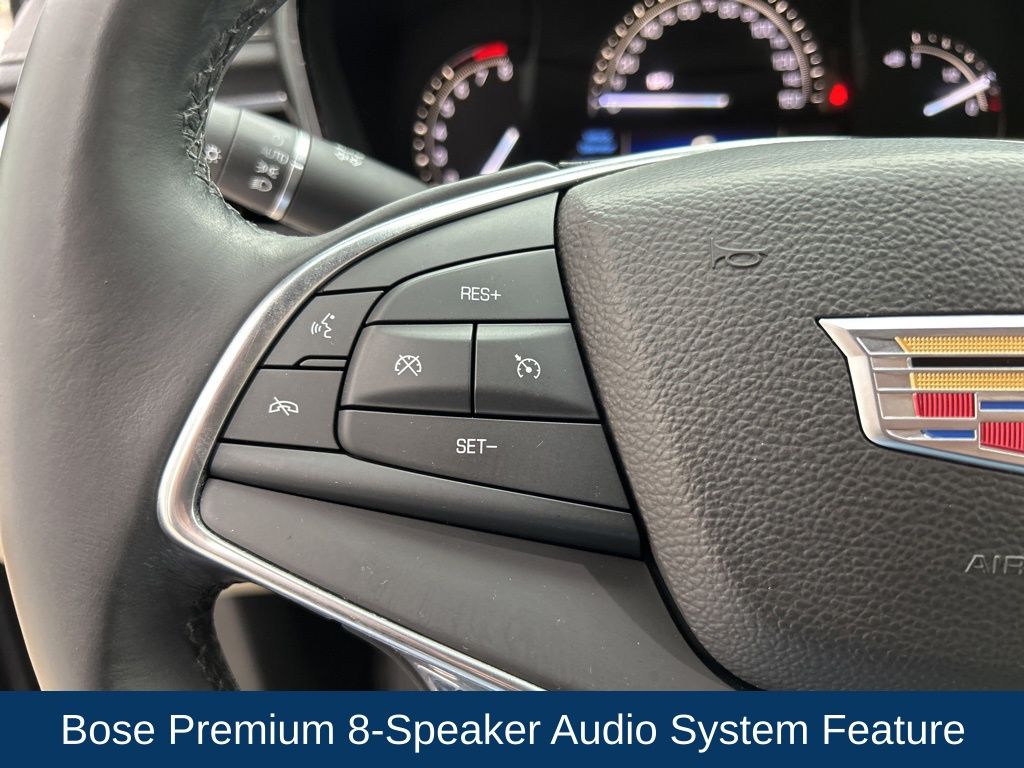 2017 Cadillac XT5 Standard