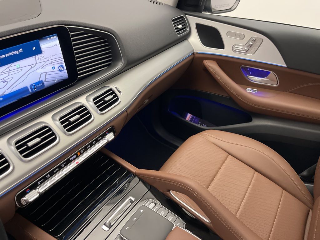 Thumbnail: 2026 Mercedes-Benz GLE - 21