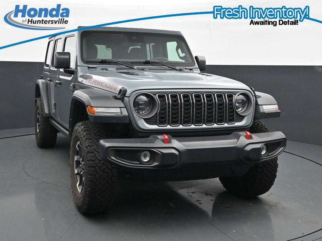 Anvil Clear Coat 2025 Jeep Wrangler SUV / Crossover Four-Wheel Drive 8-Speed Automatic