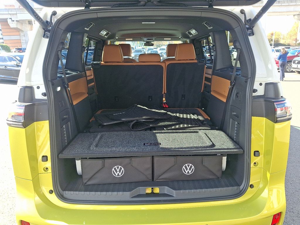 Thumbnail: 2025 Volkswagen ID.Buzz - 26