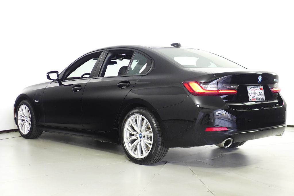Thumbnail: 2023 BMW 3 Series - 9