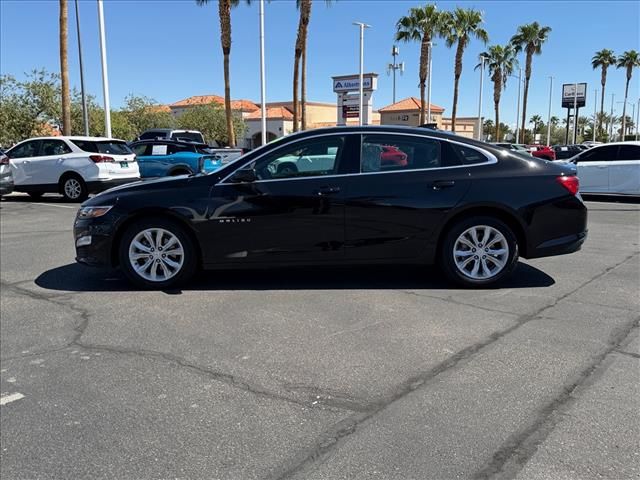 Mosaic Black Metallic 2025 Chevrolet Malibu Sedan Front-Wheel Drive Continuously Variable Transmission