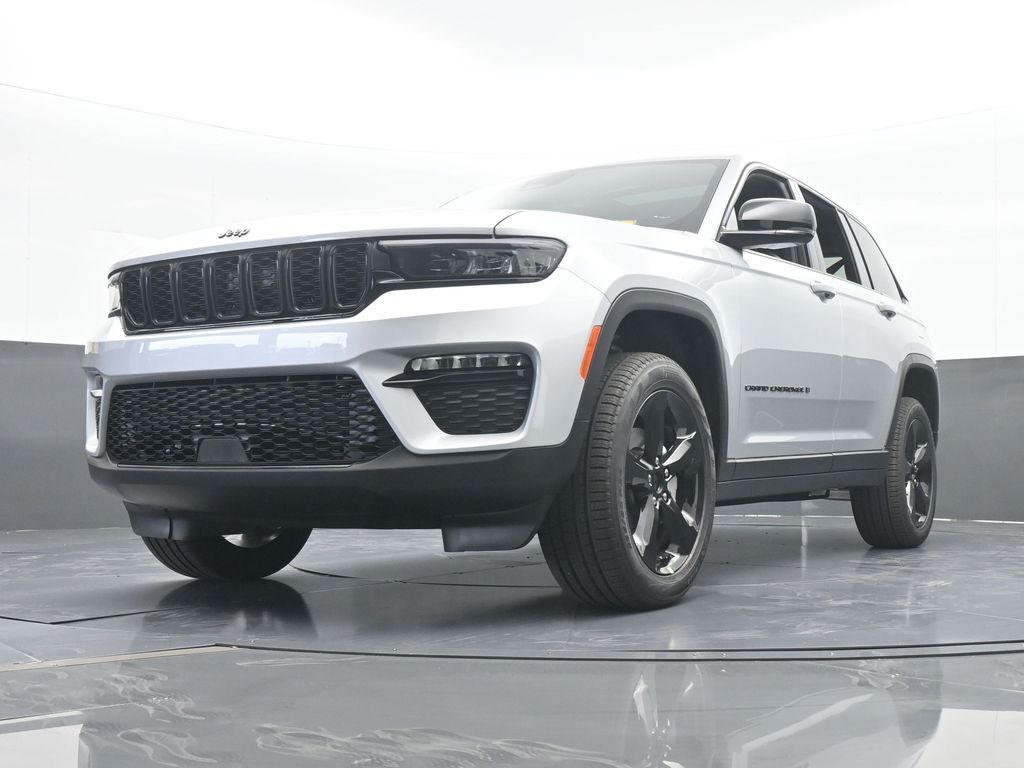 New 2025 Silver Zynith Jeep Limited image 50