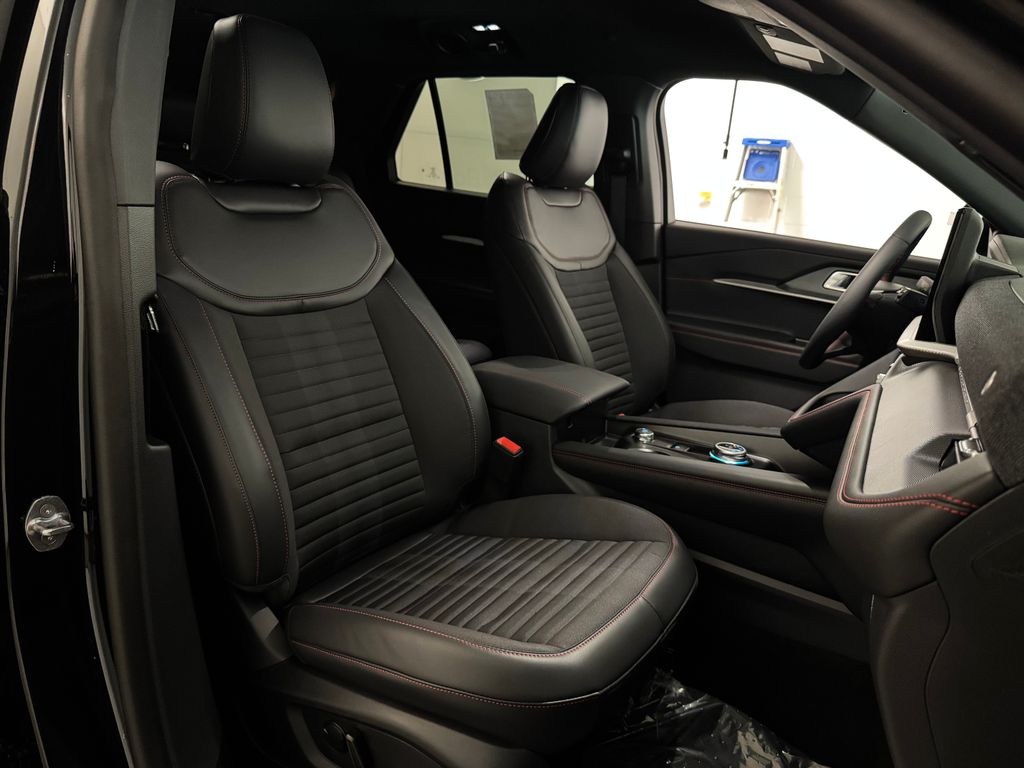 2026 Agate Black Metallic Ford Explorer ST-Line RWD SUV