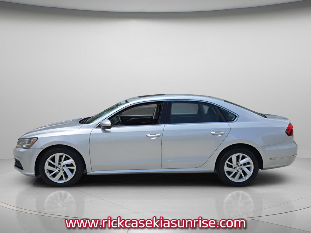 2018 Volkswagen Passat - $11,990