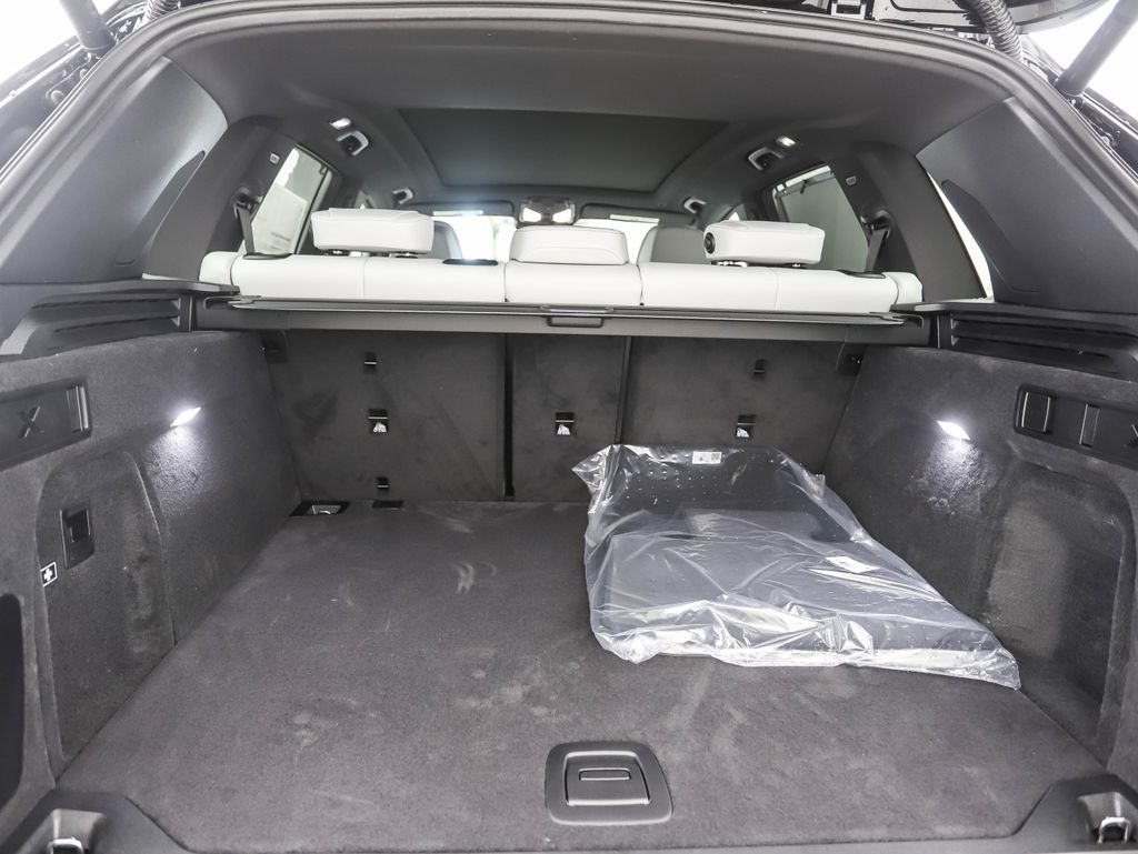 Thumbnail: 2026 BMW X5 - 25