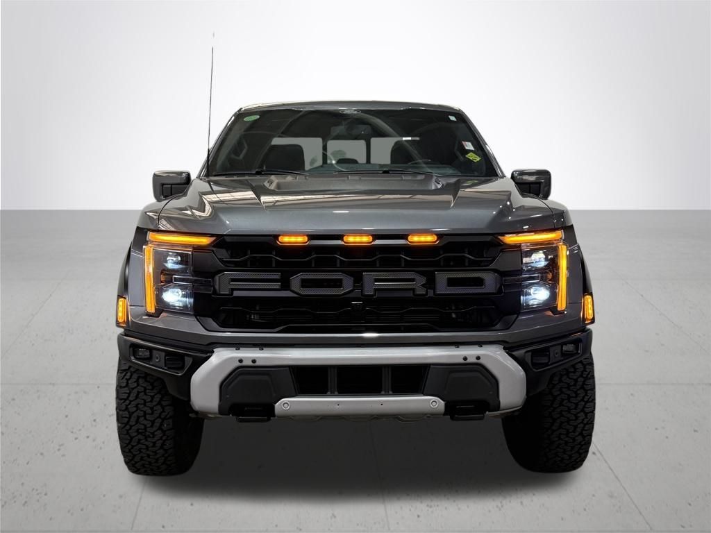 2025 Ford F-150 Raptor photo 3